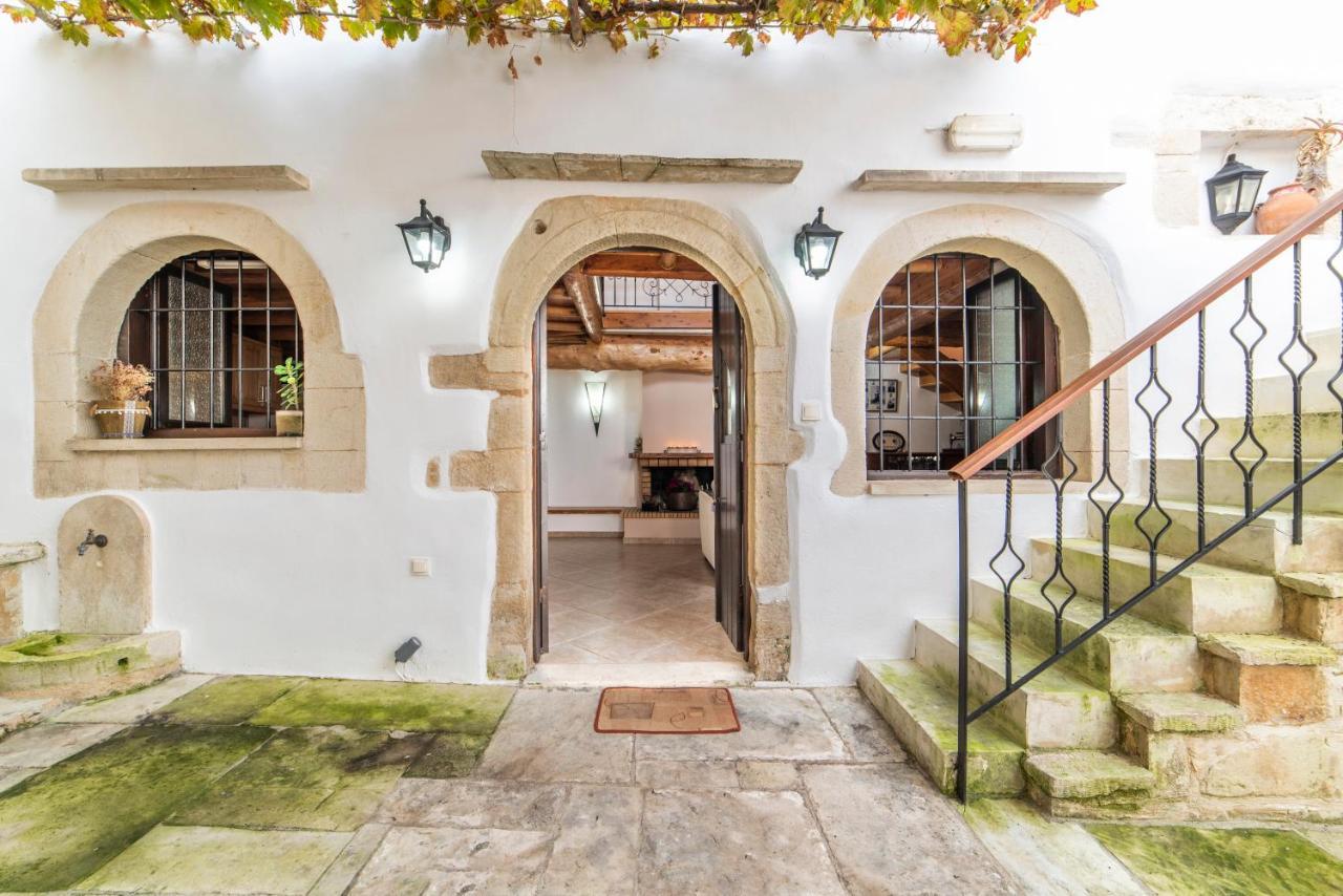 Grapevine Villa Gavalochori Exterior photo