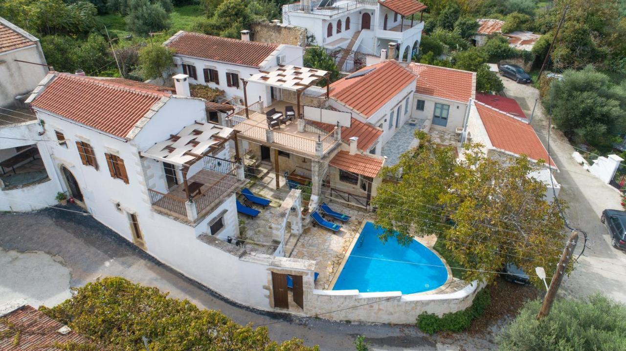 Grapevine Villa Gavalochori Exterior photo